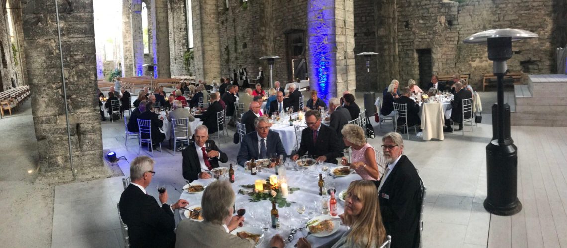 DBW högtidsmiddag i S:t Nicolai ruin 2018. Foto Lasse Ahnell